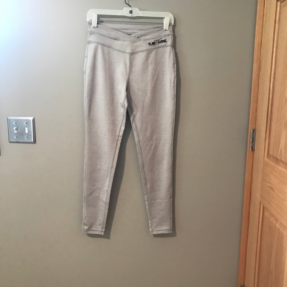 Flag nor fail workout leggings